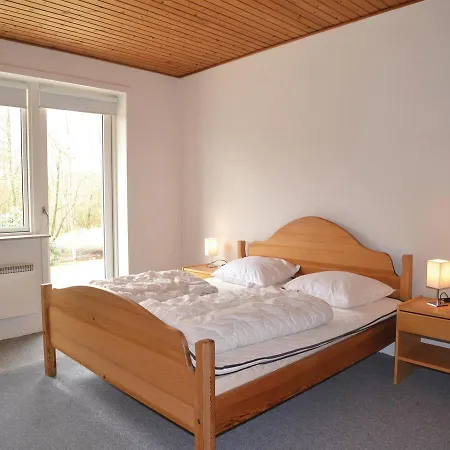 Three-bedroom Holiday In Semesterbostad